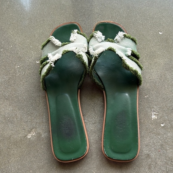 Hermes Oran Sandal - Picture 3 of 9